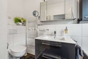 Elternbadezimmer