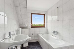 Badezimmer DG