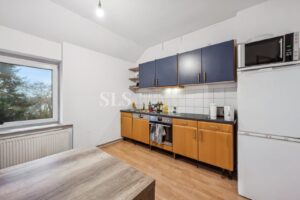 Nr. 6, DG rechts Küche