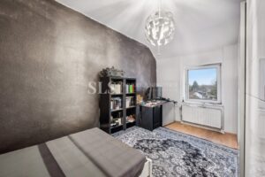 Nr. 6, DG rechts WG-Zimmer