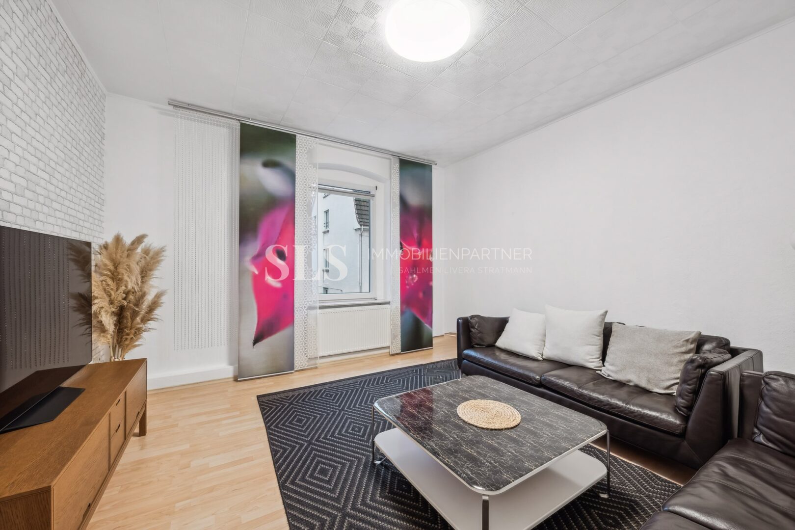 Nr. 6, 1. OG rechts Wohnzimmer