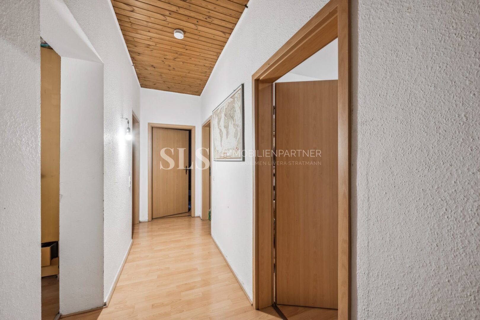 Nr. 6, DG rechts Diele