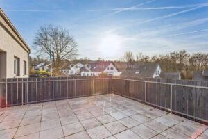 Dachterrasse EG