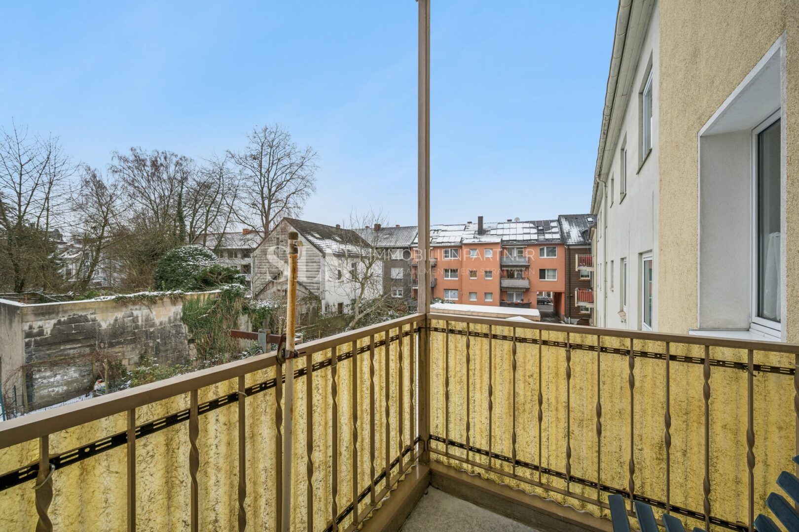 Nr. 6, 1. OG links Balkon