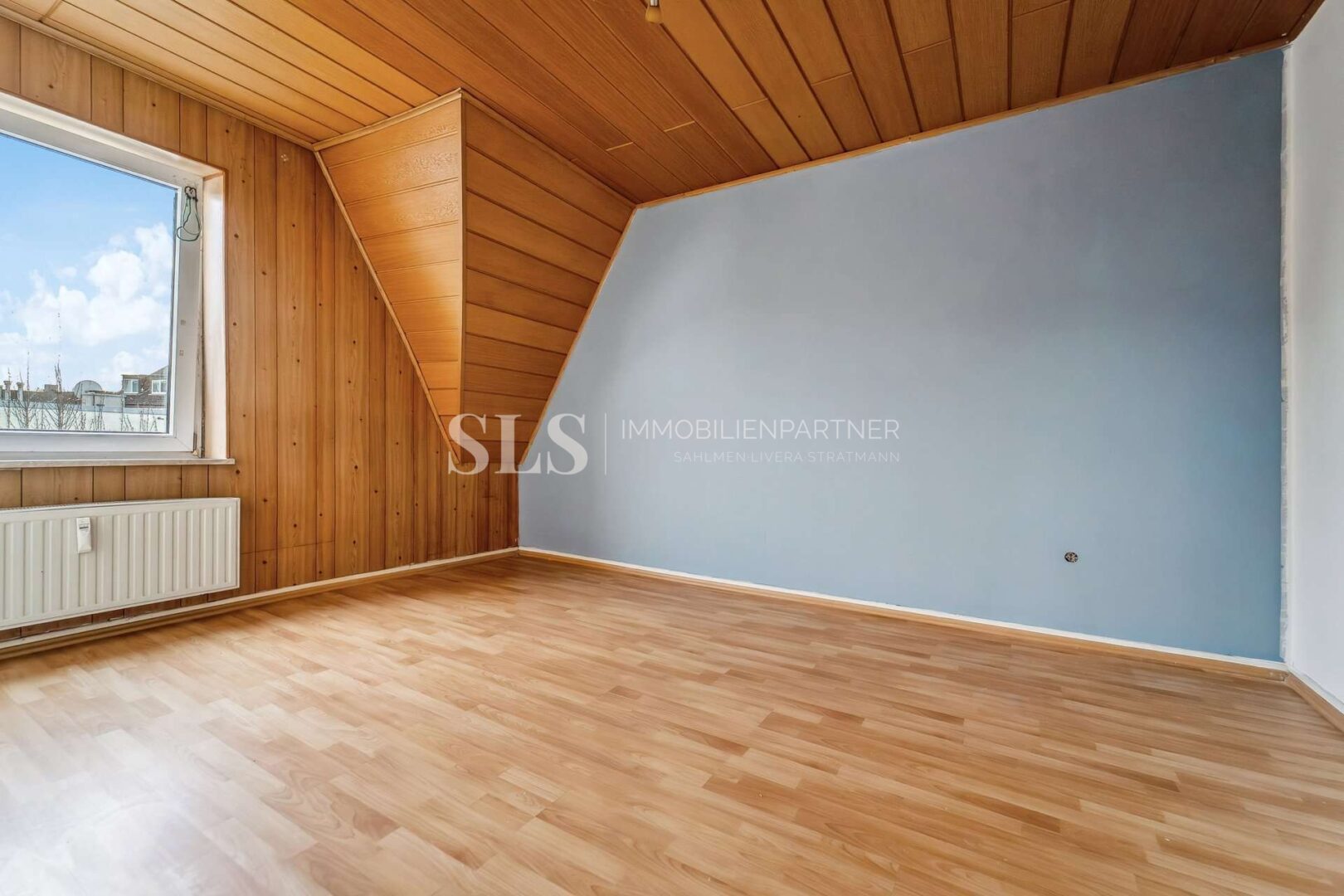 DG links Schlafzimmer