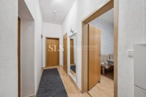 Nr. 6, 1. OG rechts Diele