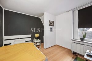 Nr. 6, DG rechts WG-Zimmer