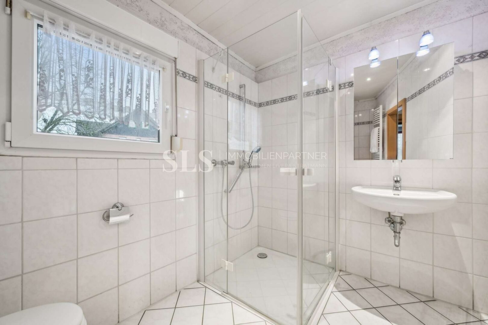 Badezimmer 1. OG I