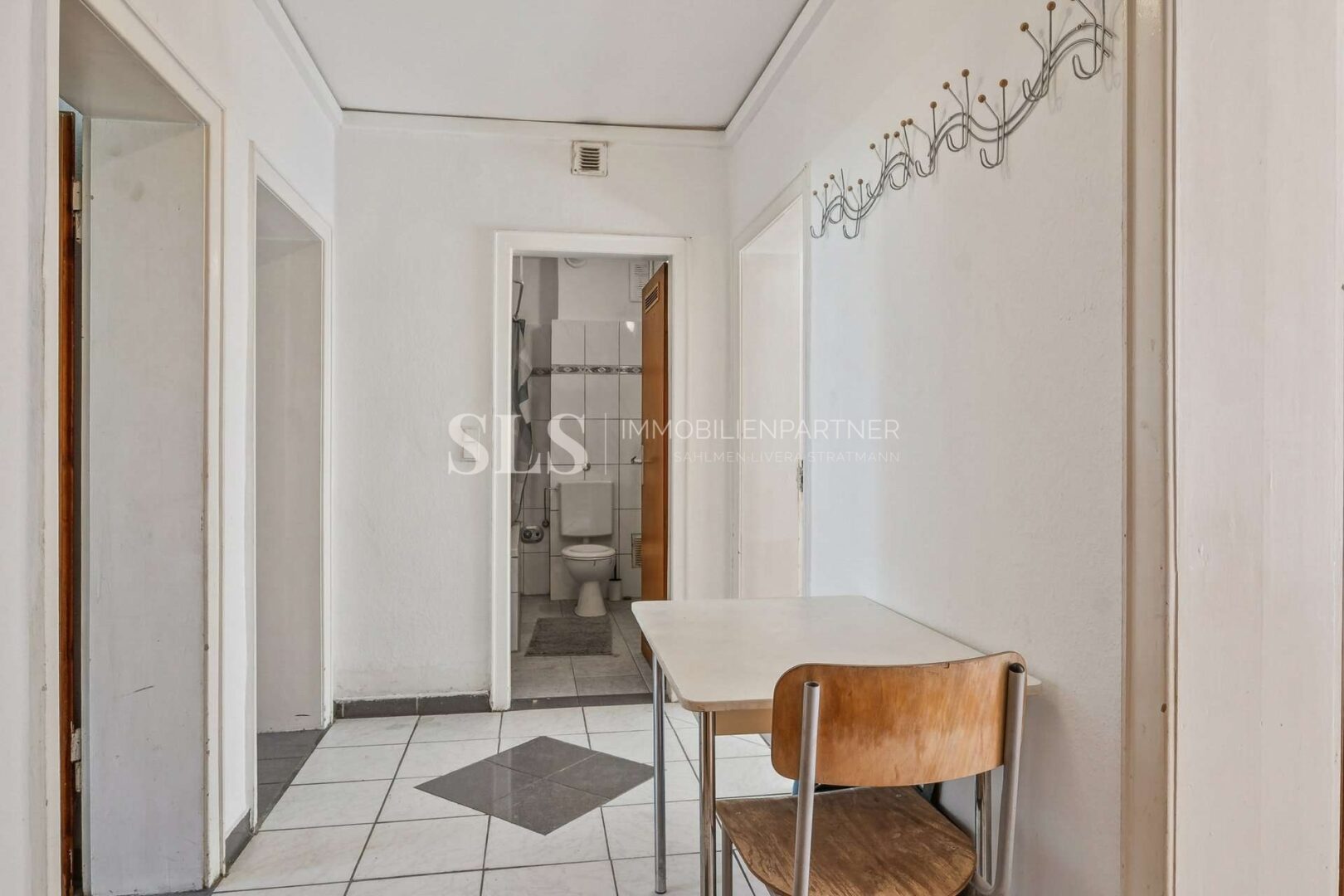 59 1. OG links - Diele