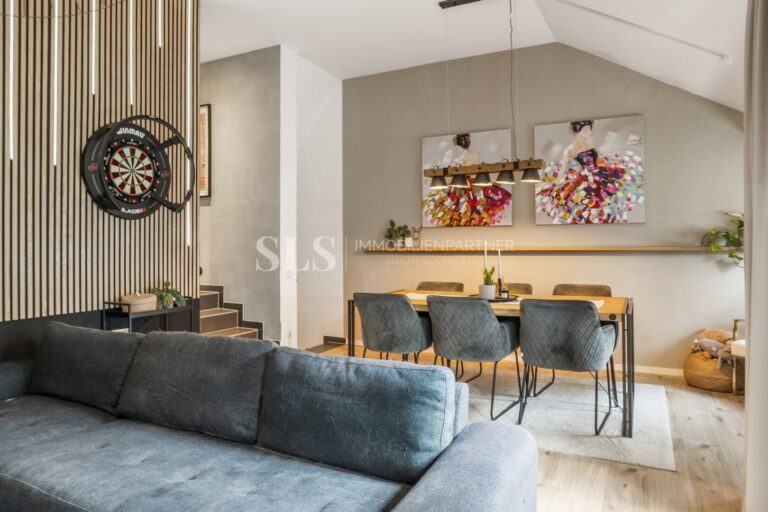 Wohn-/Esszimmer 2. OG