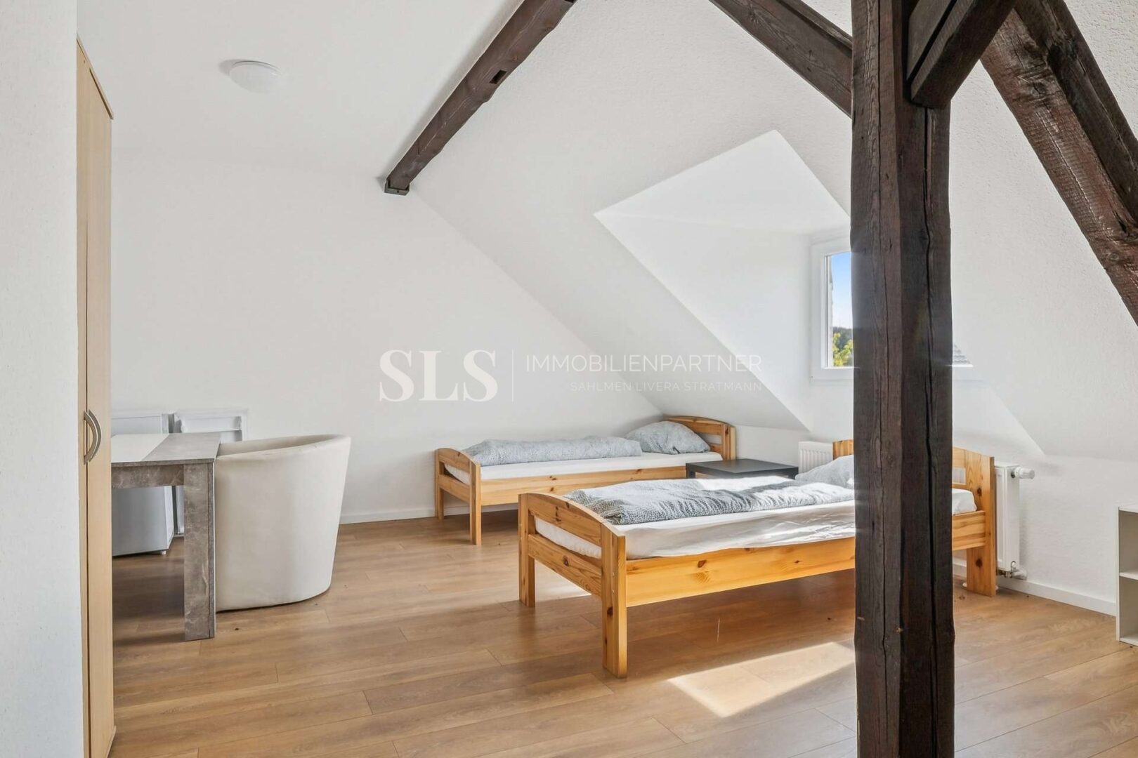 59 DG links - Wohnzimmer