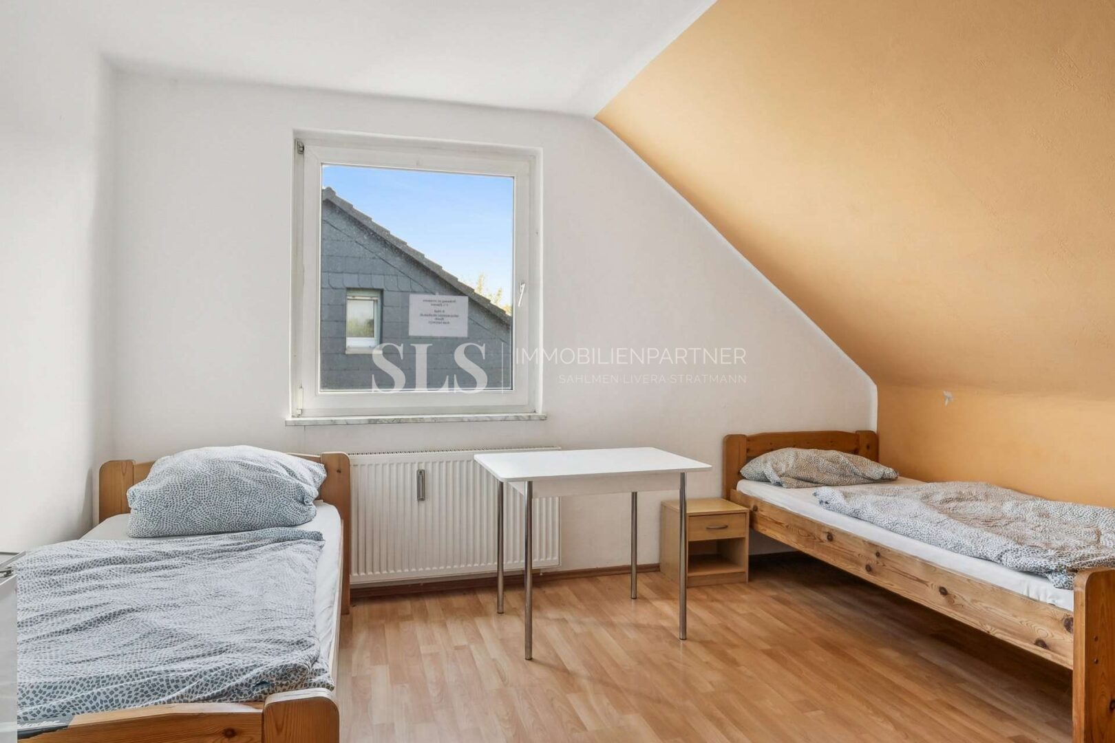 57 DG links - Schlafzimmer