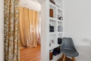 Begehbarer Kleiderschrank