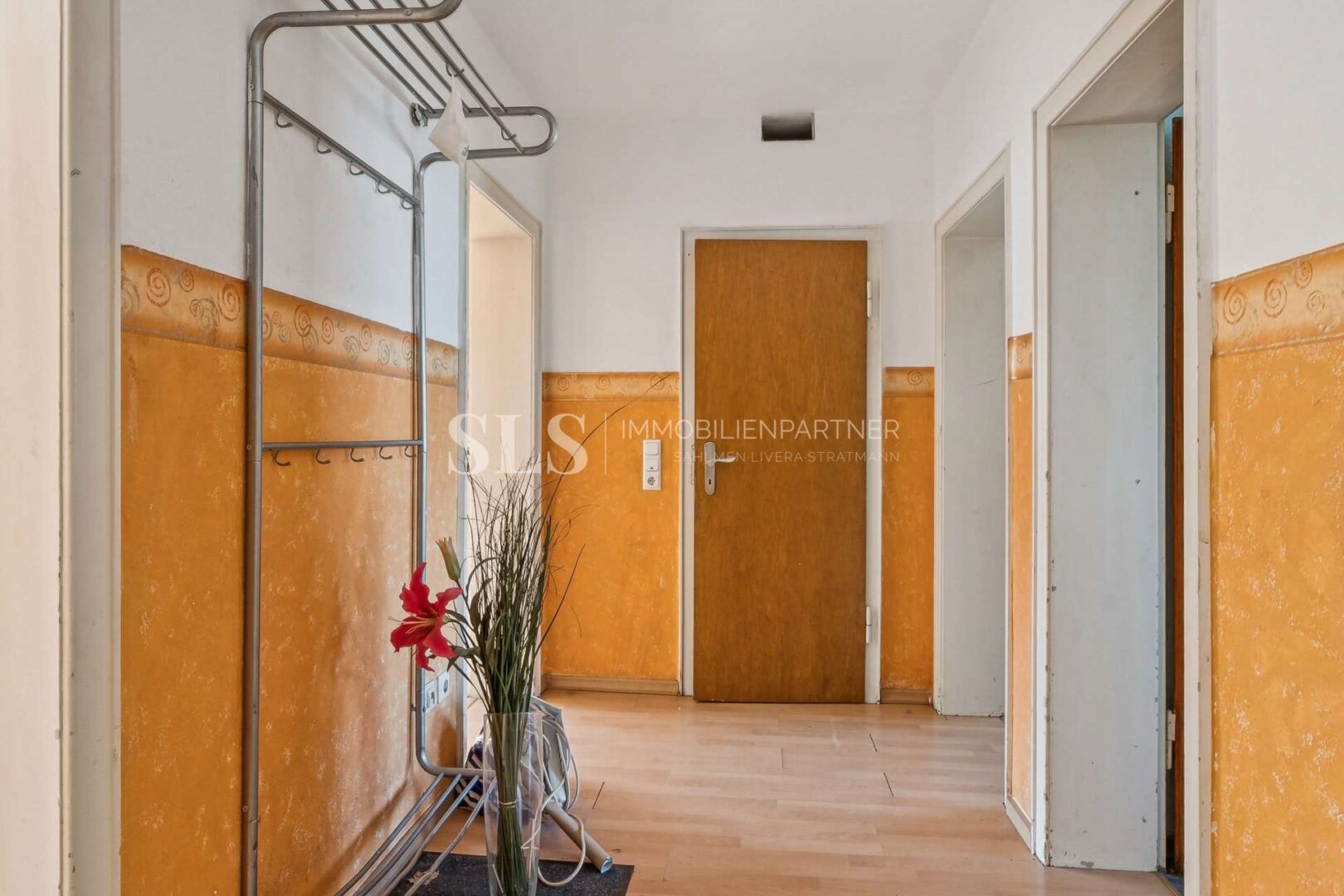 57 2. OG rechts - Diele