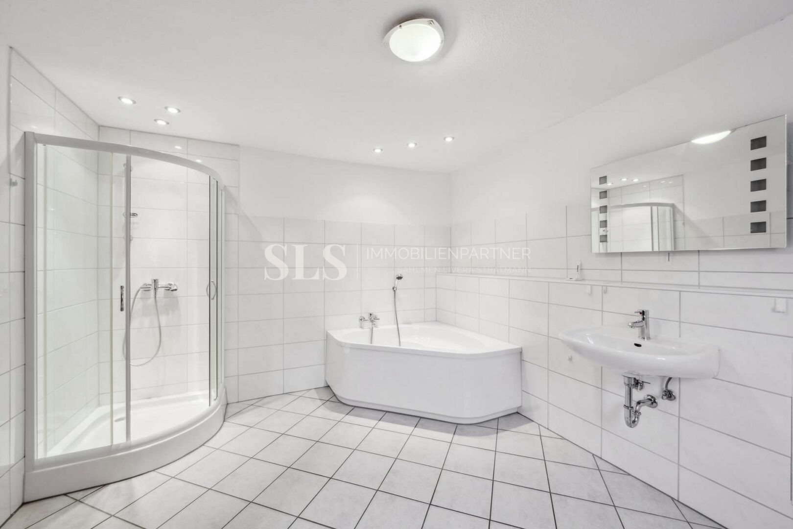 Badezimmer 1.OG II