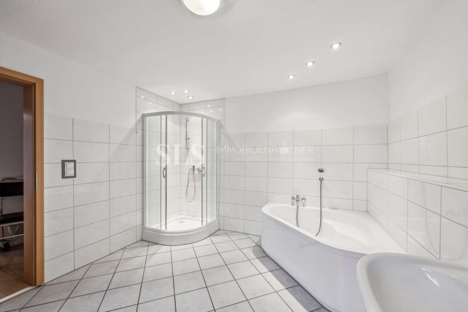 Badezimmer 1.OG II