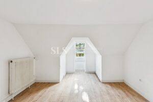 Wohnzimmer DG