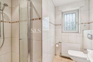 Badezimmer EG