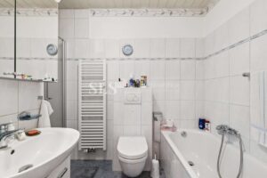 Badezimmer 1. OG