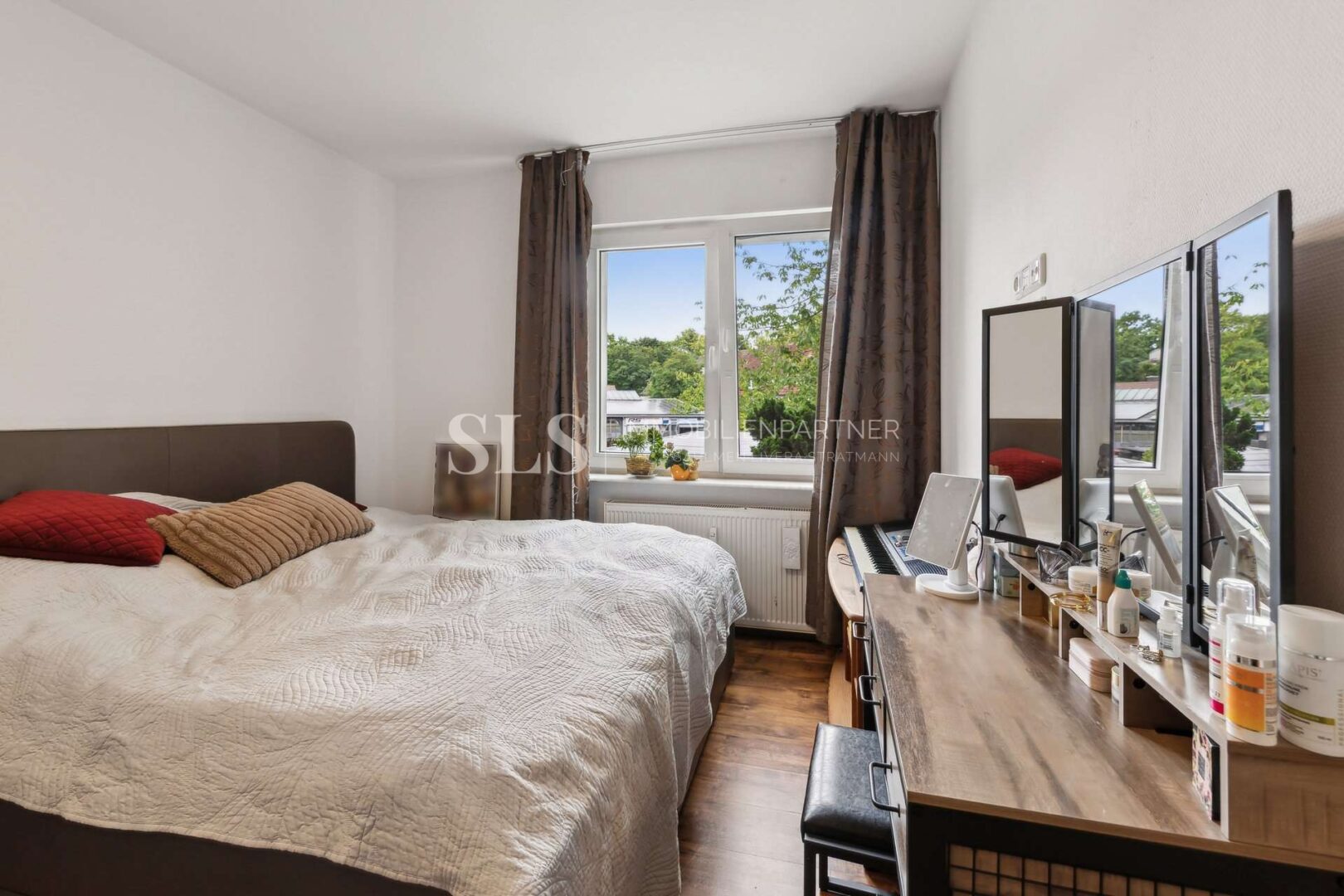 Schlafzimmer I