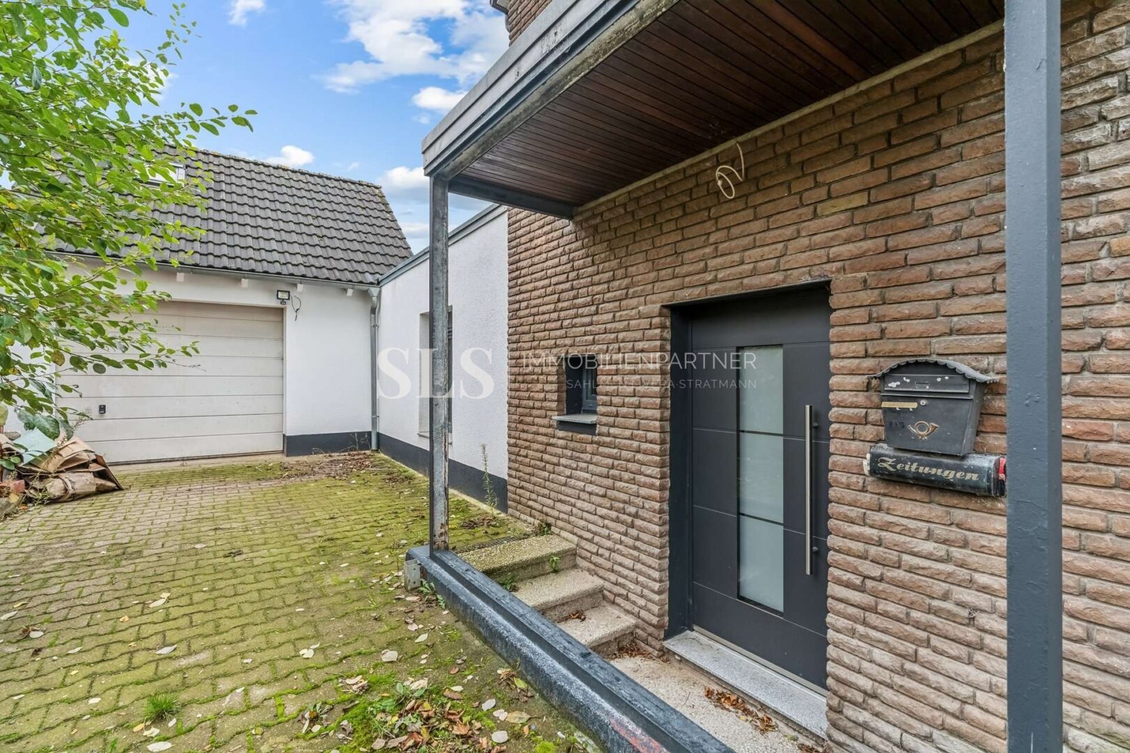 Eingangstür