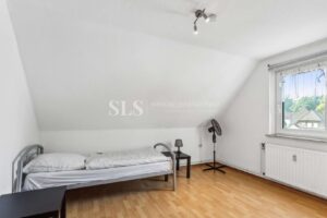 DG links Schlafzimmer