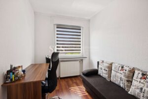 Büro/Kinderzimmer