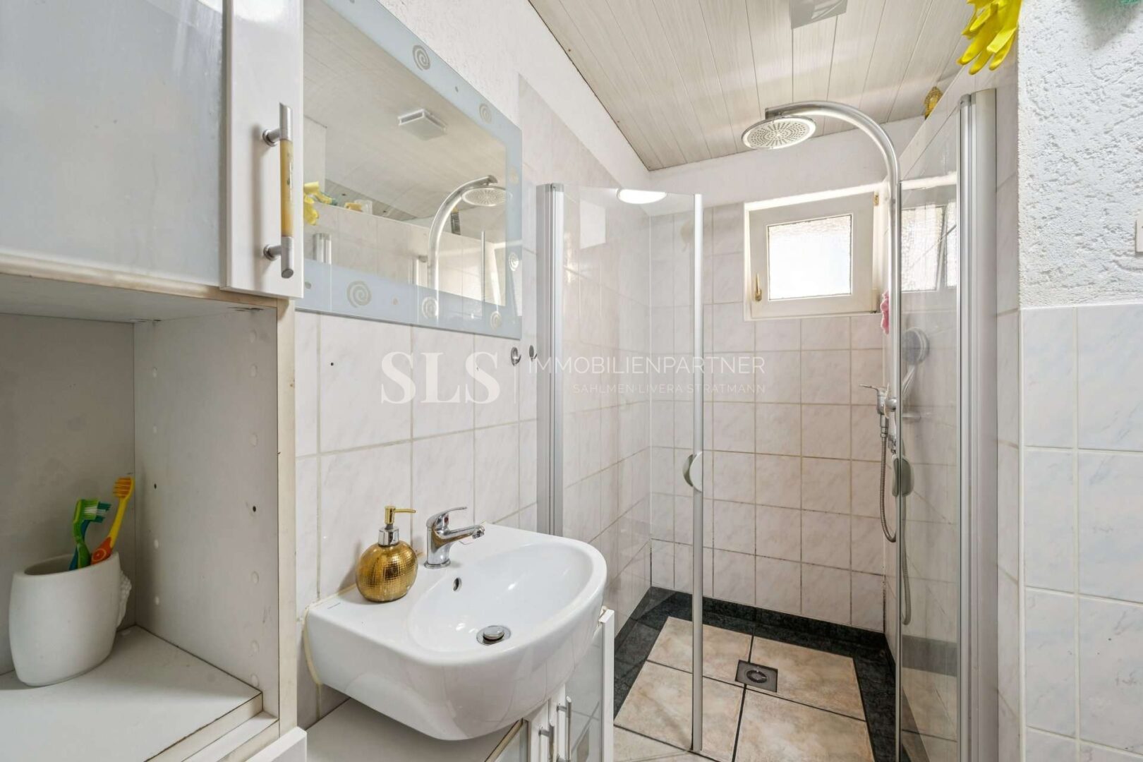Badezimmer EG