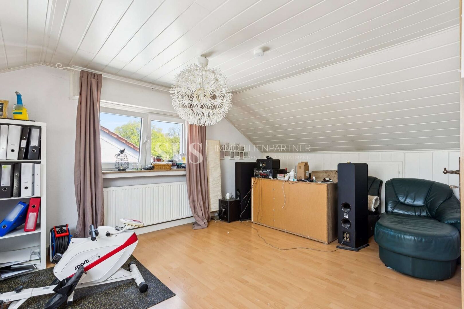 Wohnzimmer DG