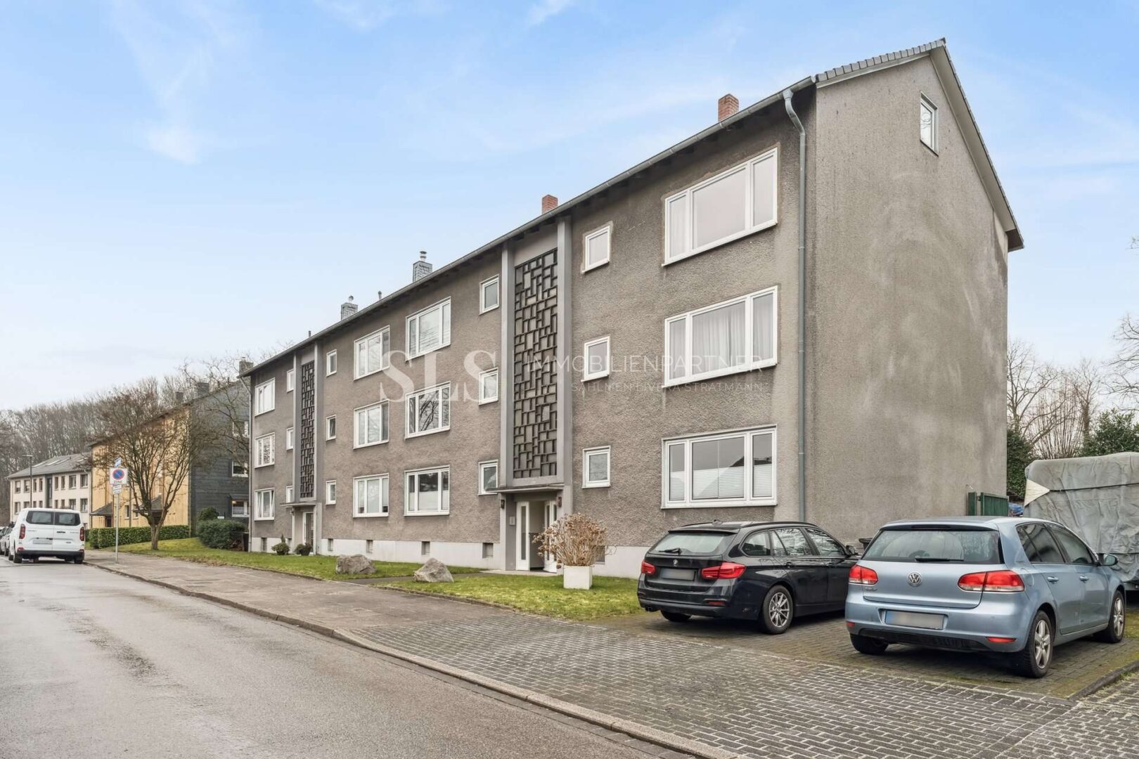Außen Front
