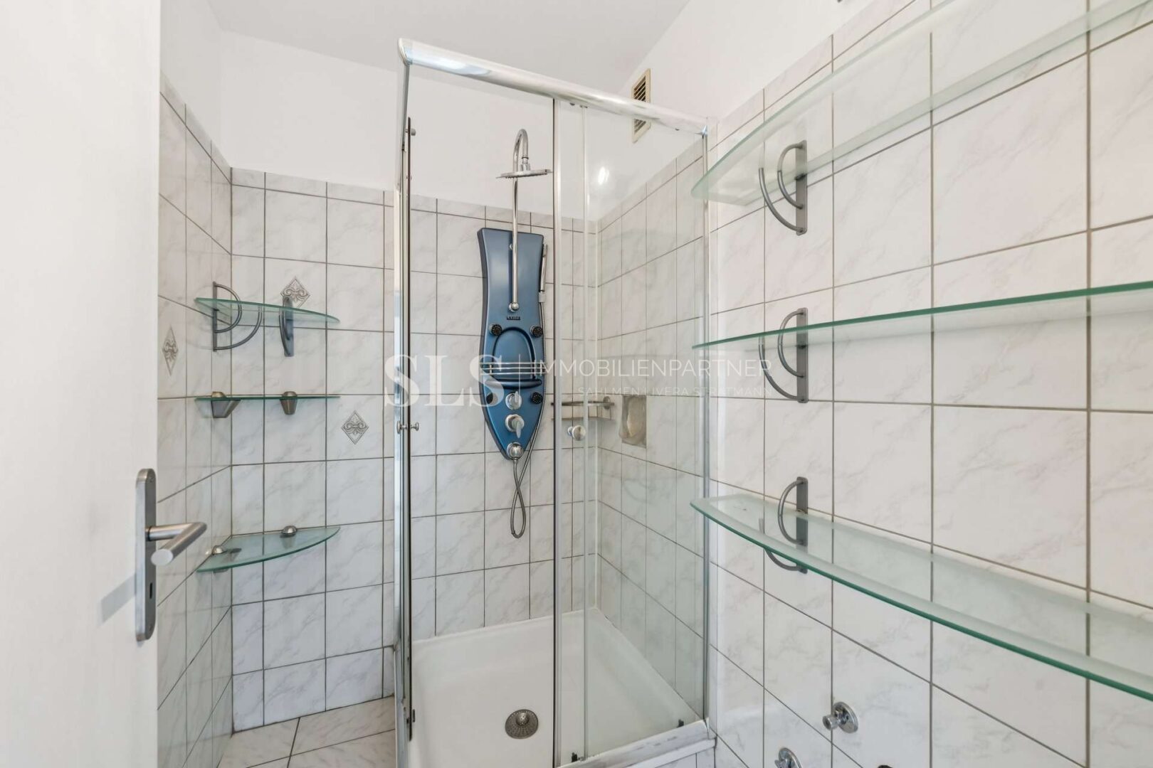 Seperate Dusche OG
