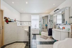 Badezimmer 1. OG