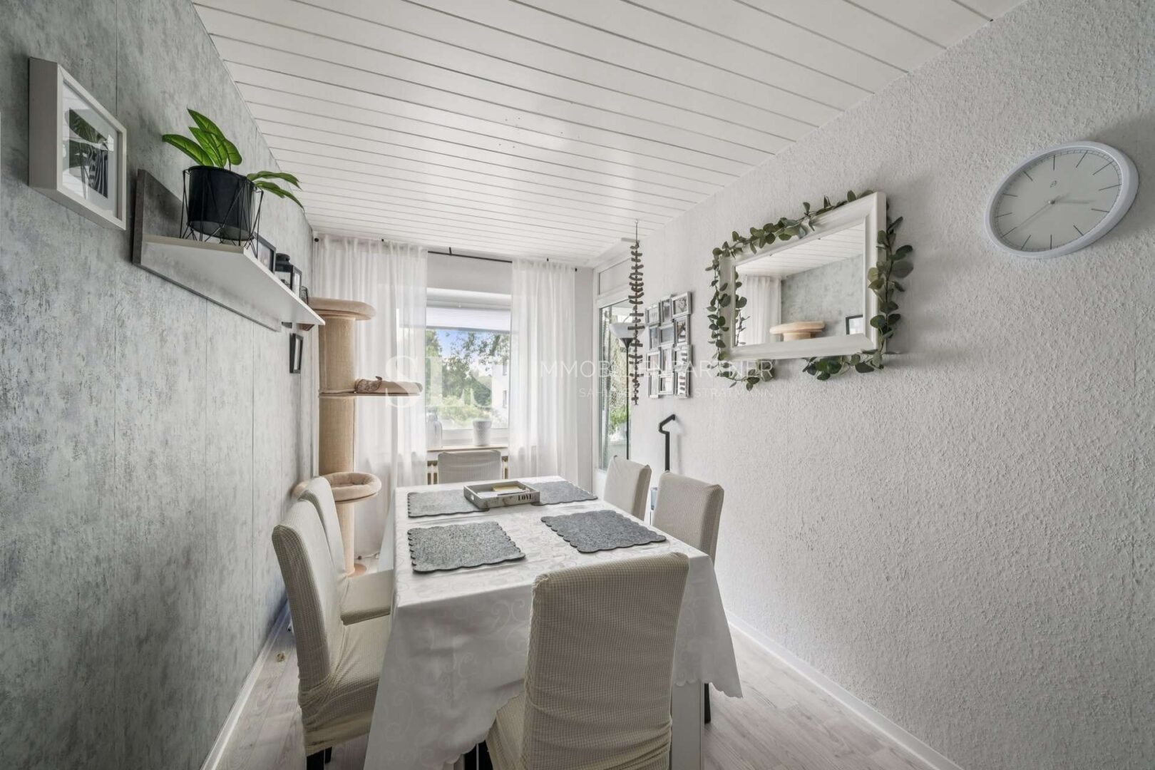 Esszimmer 1.OG rechts