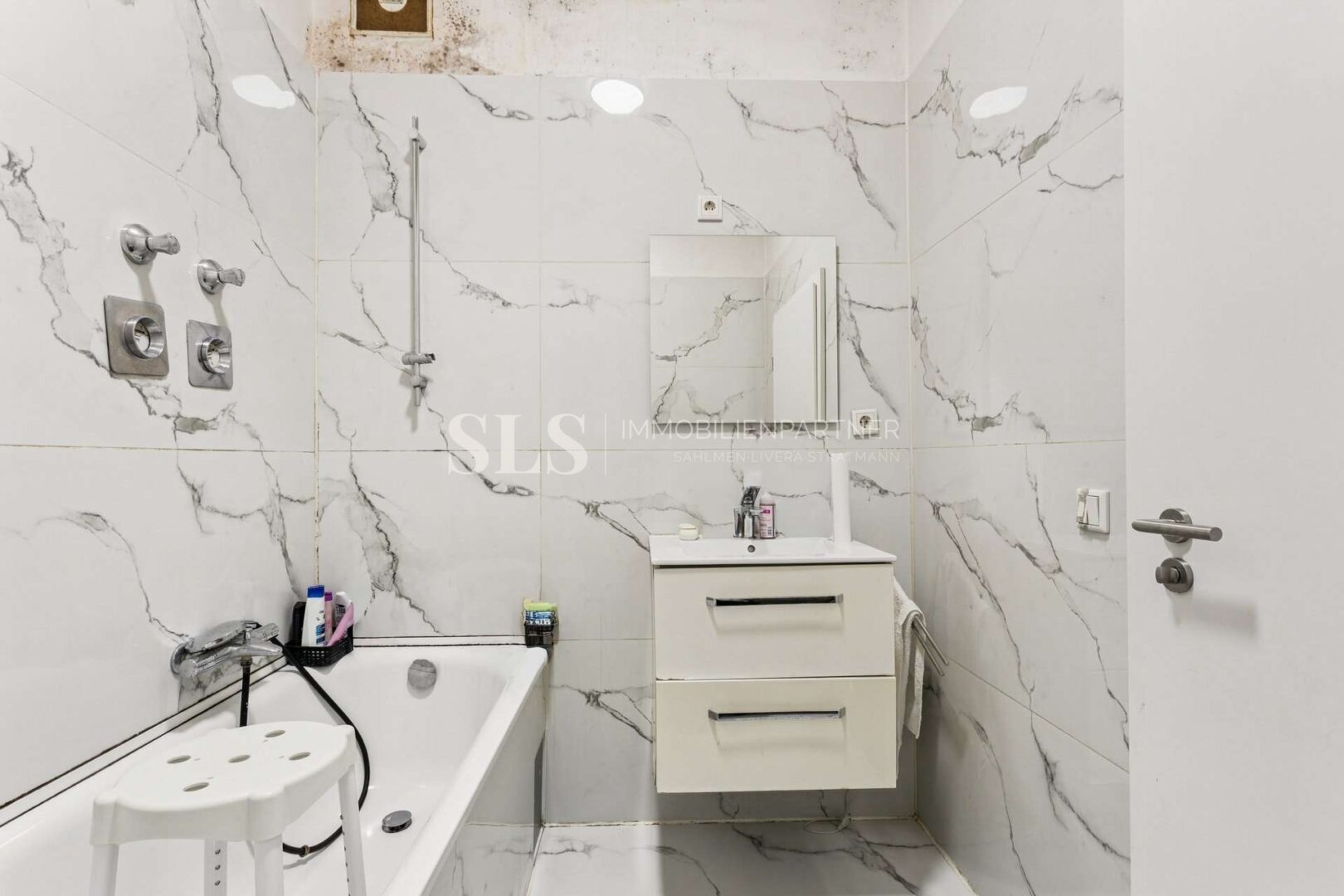 Badezimmer WE 1