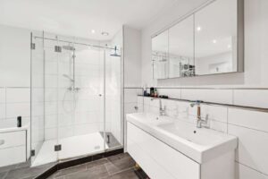 Badezimmer 1.OG