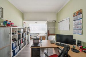 Büro Gewerbe EG