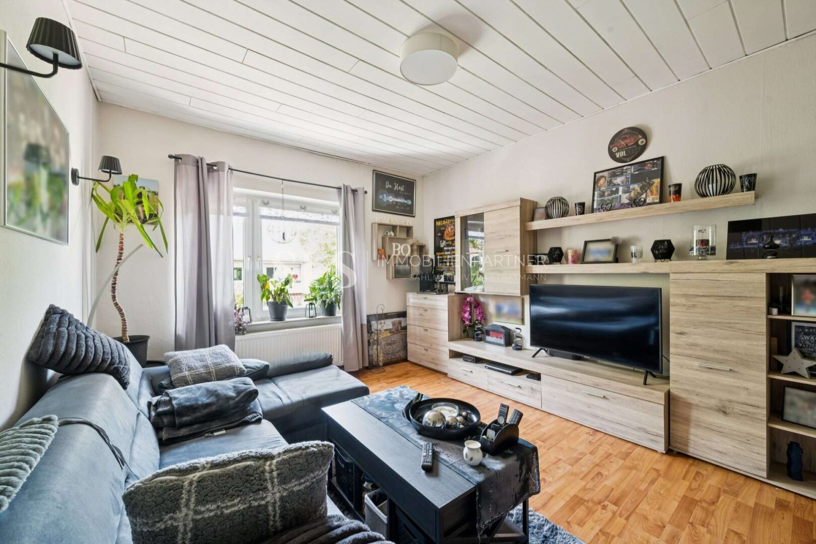 Wohnzimmer 1. OG rechts