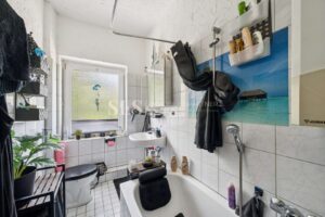 Badezimmer 2. OG rechts