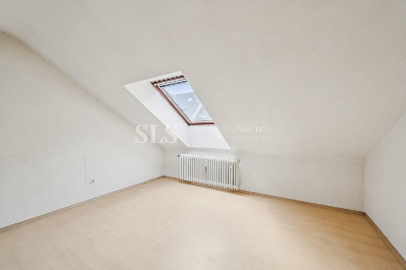 Schlafzimmer 3.OG rechts