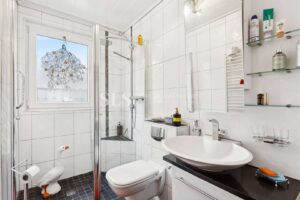 Badezimmer EG