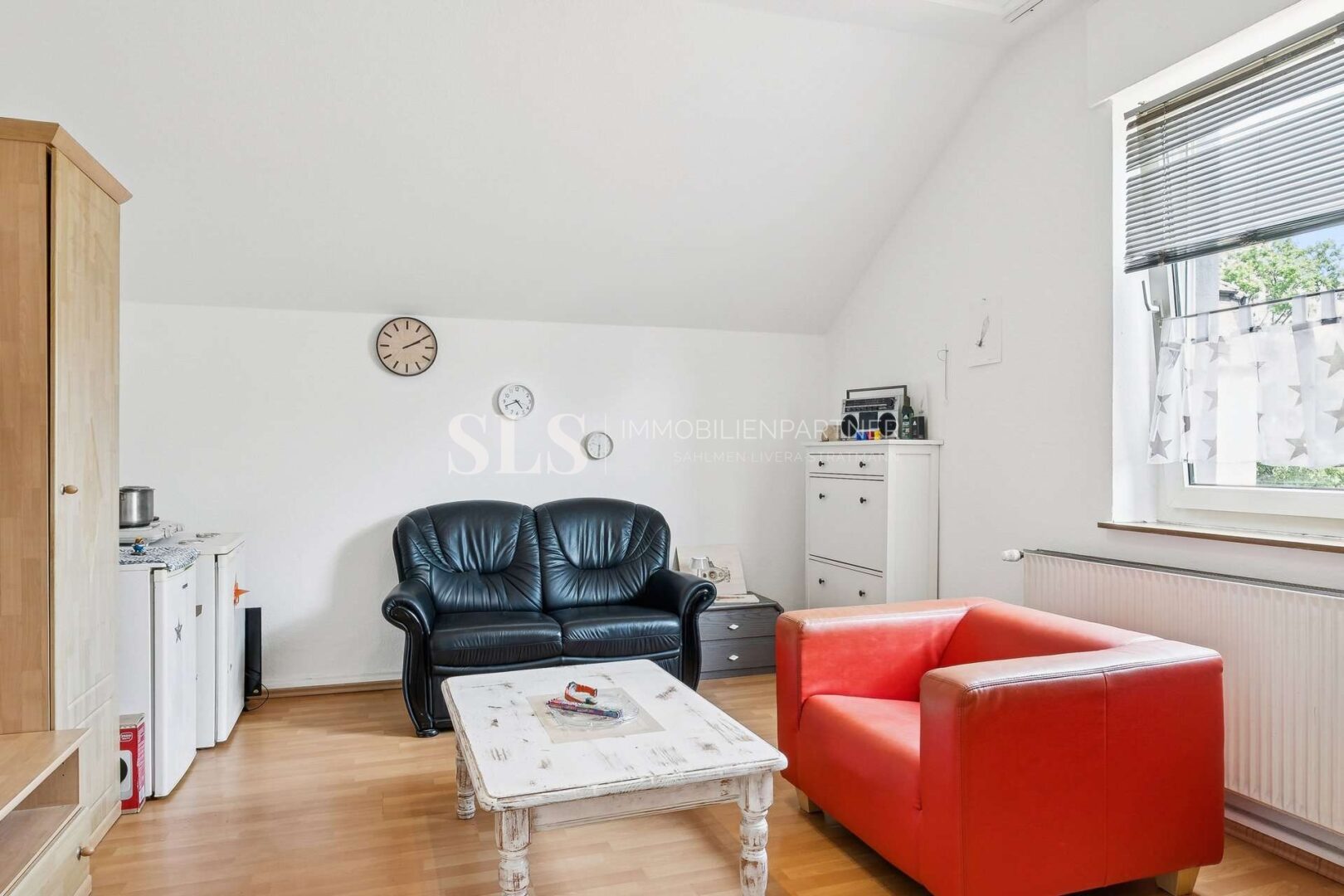 Wohnzimmer DG links