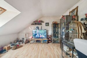 Wohnzimmer 3.OG links