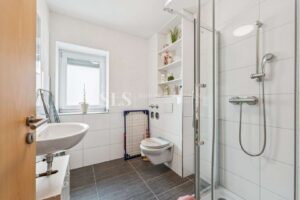 Badezimmer EG