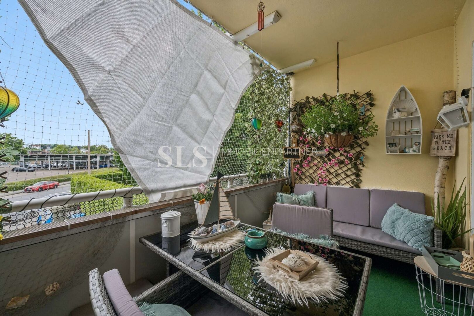 Balkon 1.OG links