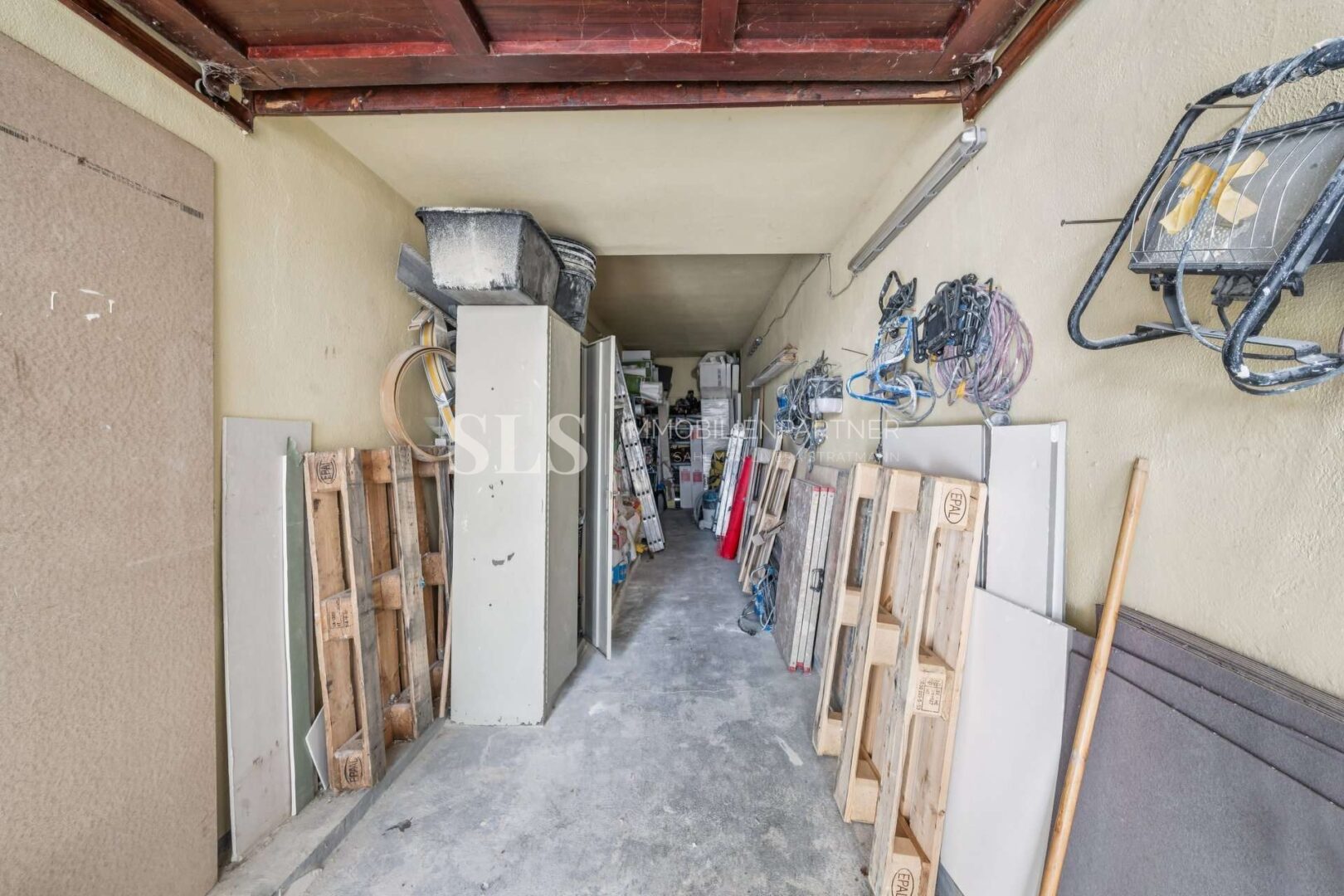 Großgarage Gewerbe EG