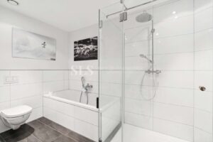 Badezimmer 1.OG