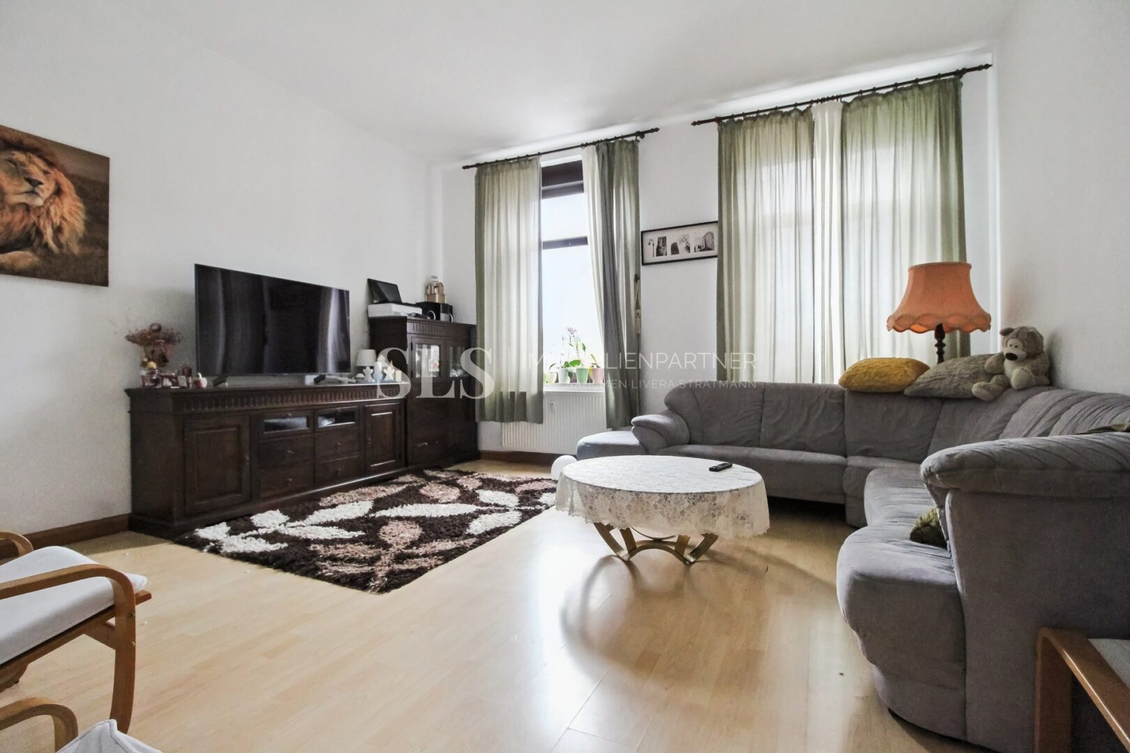 1. OG links Wohnzimmer