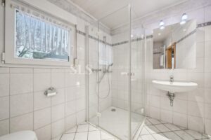 Badezimmer 1. OG I