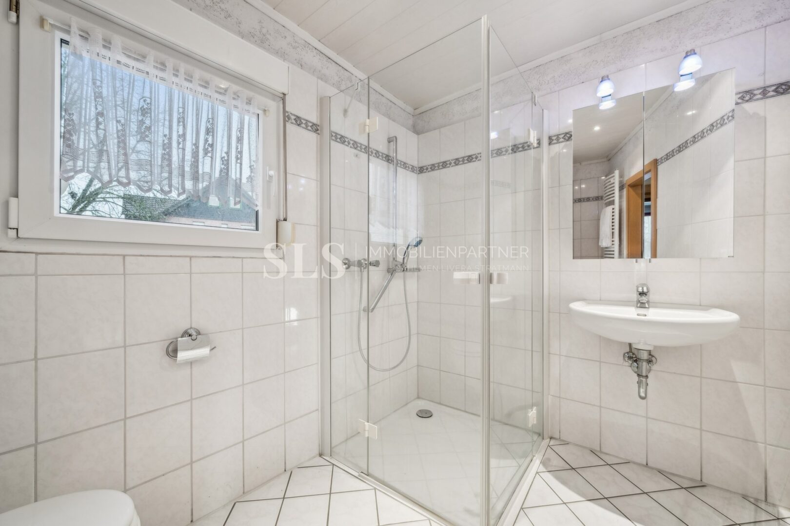 Badezimmer 1. OG I