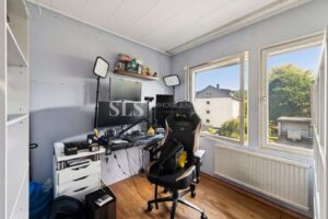 Arbeitszimmer EG